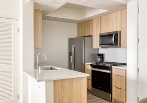 Dreamy North Hollywood 2BR w/Gym, Pool & BBQ, nr Shops, by Blueground