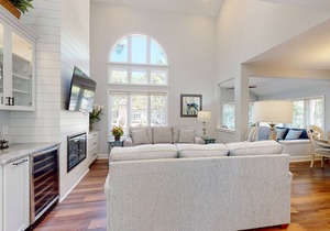 Large Fully-Updated Three Bedroom Villa Steps from the Beach! in Hilton Head
