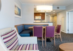 Oceanside | Couples Wave Chaser | Pool + Spa