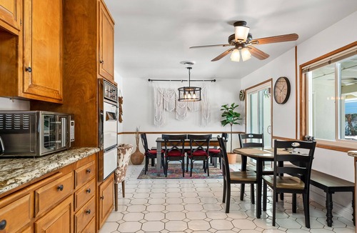 Yucca Valley House | 1/2 Acre Epic Pool and Spa 2 King Beds Bunk with 2 Queens