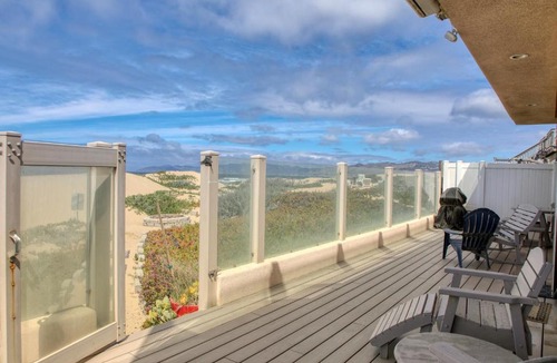 Oceano House | 1460 Strand Way