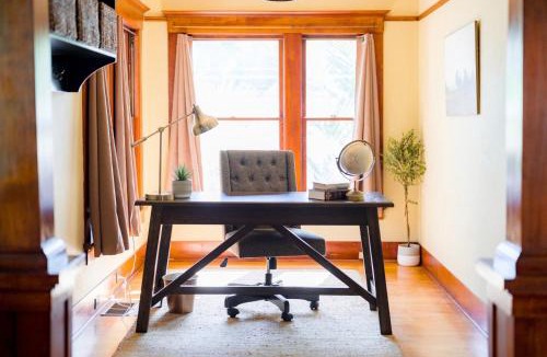 Park West House | 1907 Historical Home-Office, Chefs Kitchen, 5beds