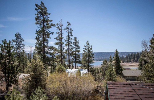 Fawnskin Cabin | 193 m² Cabin ∙ 4 bedrooms ∙ 10 guests