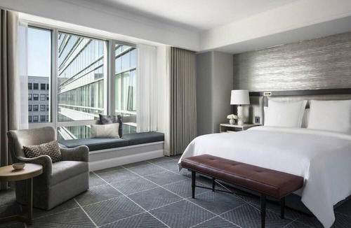Union Square Hotel | 2 Connecting Suites at a 5⭐️ Hotel
