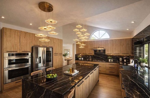 Santa Clarita House | 200 - Zero Edge Pool/Spa | Magic Mtn | World Cup
