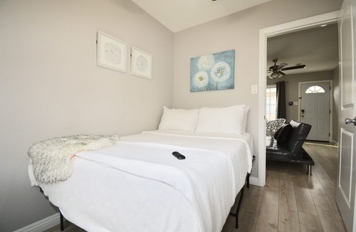 East Whittier House | 2BD~1BA Home w/Parking and 1/2Acre Yard Space -20 min to Disney& Knott's