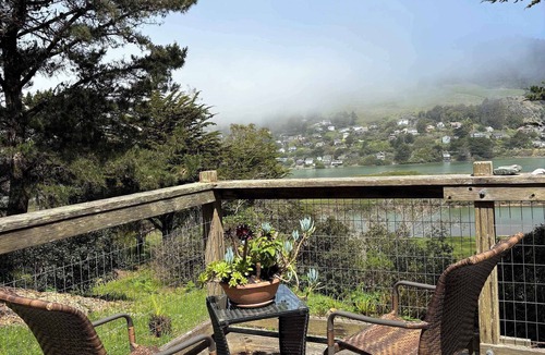 Occidental House | 2BR Estuary Views | Spa | Easy Ocean/River Access
