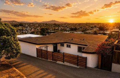 La Mesa House | 2Homes Villa Renovated Views