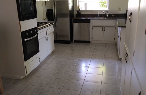 East San Mateo House | 3 Bed 2 Bath House San Mateo Next to Lagoon