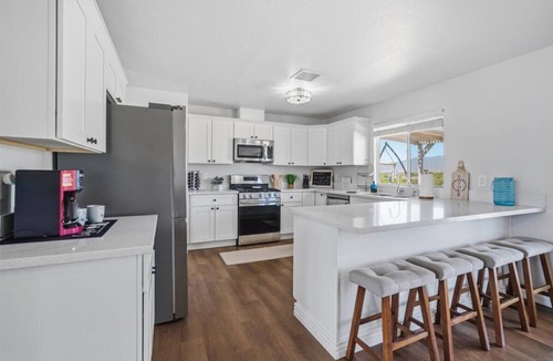 Bullhead City House | 3 bed/2 bath River/Mountain Views,just steps to the Colorado River & Rotary Park