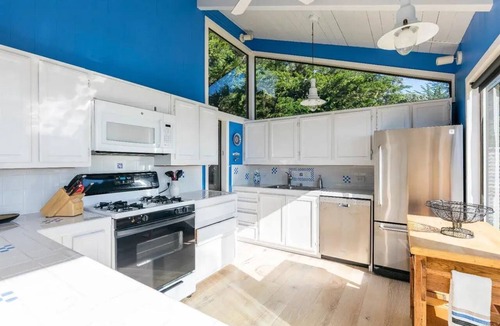 Gualala House | 3BR/1.4 BA Oceanfront Beach house in Gualala with private access to beach