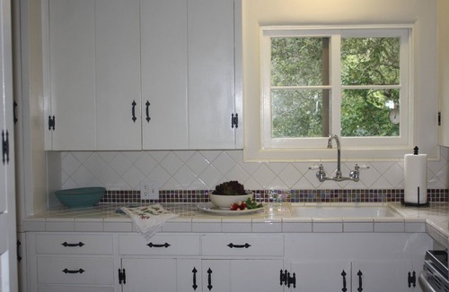 Northeast Carmel House | 5 blks to town, 15 minute walk to beach, quiet neighborhood classic Carmel home
