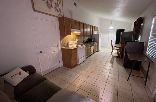 Merced House | 5145 Golf Rd, ADU, 40K Gallon pool on 60K SF land. Merced’s most exclusive area.