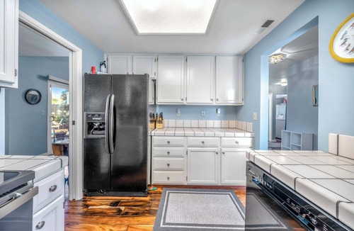 Marina House | 8-Guest Marina Beach Home Near Monterey Bay