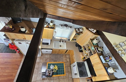 Twain Harte Cabin | A lovely 2 bedroom, 2 bath Cabin in the heart of Twain Harte.