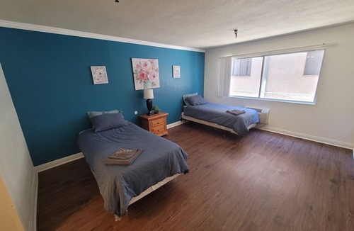 Beverly Hills Hotel | (A09) Spacious Double Bed Suite