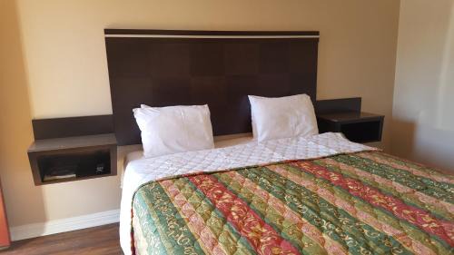 Lamanda Park Hotel | ACE Motel