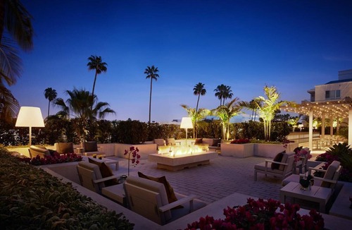 Beverly Hills Apartment | AKA Residences Sprawling Penthouse w/Full Kitchen, Patio & WiFi
