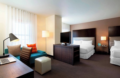 Newark Hotel | Aloft by Marriott Silicon Valley