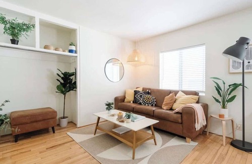 Mission Beach Apartment | Amazing Location! Chic Apt Steps to Beach & Cafes!