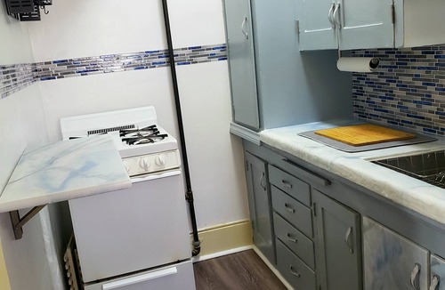 Alamitos Beach Apartment | Amazing Studio with Character - Walk to Beach