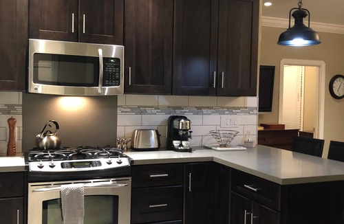 Napa Cottage | Available * Downtown Napa- Beautifully Remodeled -2Bedroom 2 Bathroom Home