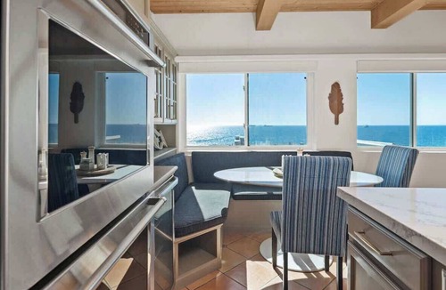 El Porto House | Beach House with Spectacular Ocean Views