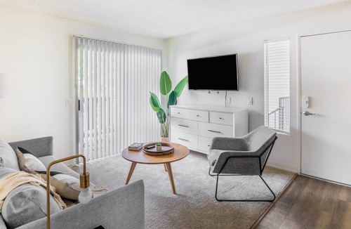 San Marcos Apartment | Beautiful 2BR Place in San Marcos