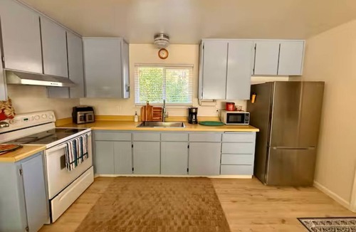 Markleeville House | Beautiful Cabin in the Sierra's sits along the creek. Pet Friendly