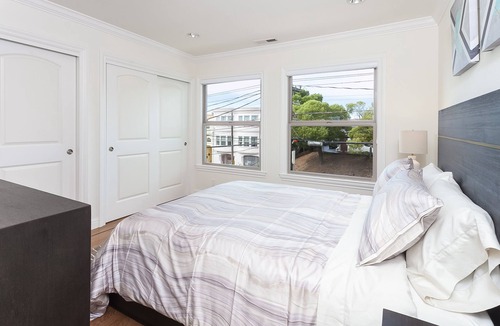 Central Richmond House | Beautiful Large Furnished Single Family Home, 1 1/2 blocks to Golden Gate Park