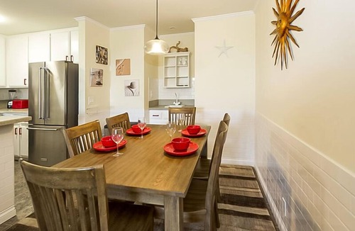 Townsite Condo | Beautiful Remodeled Garden Condo, Perfect for Families, B215 - Garden Retreat North Coast Village