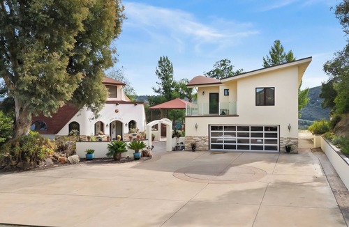 Alpine House | Beso De Cielo: 360 views, heated pool, 30 min to beaches. Custom made abode.