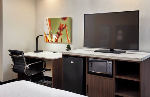 Orange Hotel | Best Western Plus Meridian Inn & Suites, Anaheim-Orange