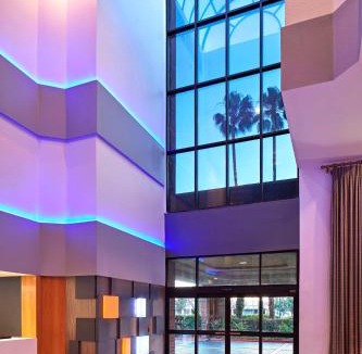 Orange Hotel | Best Western Plus Meridian Inn & Suites, Anaheim-Orange