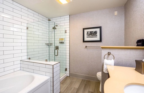 Calistoga Hotel | Best Western Plus Stevenson Manor