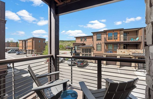 Silverthorne Apartment | Bf3203s2