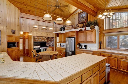 Fawnskin Cabin | Big Bear 7th Heaven ~ Lakeview Chalet with Hot Tub, Sauna, Grill, Great Deck Views