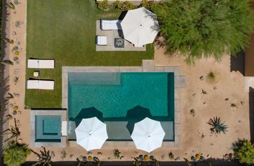 Indio House | Big Yard REAL Grass Open Floor Plan Total Privacy