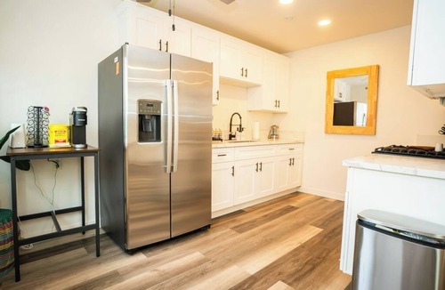Pacific Beach Apartment | Blocks away from Pacific Beach with a King Bed + PS4