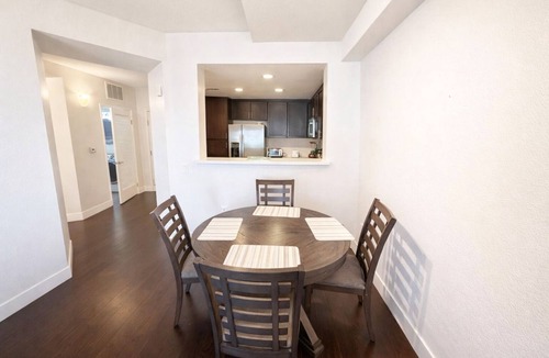 Westwood Apartment | Bright 2BR/2BA w/Balcony in Westwood Near UCLA Campus