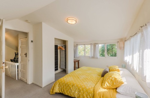 North Central House | Bright and charming bungalow with private yard – Close to Old Town Pasadena.