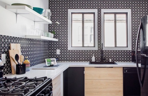 Mid City Condo | Bright + Breezy 1 Bedroom in West Adams