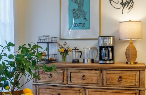 Silver Lake Apartment | Bright, restored 1925 Silver Lake home with patio, workspace, and exceptional walkability. Ideal for 30-night stays.