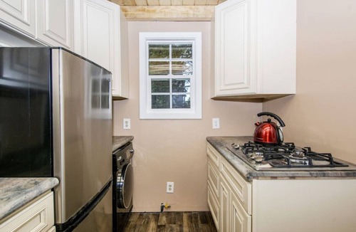 Arrowhead Villas House | Bugsy’s Inside Out Hideaway | FIFA Ready!