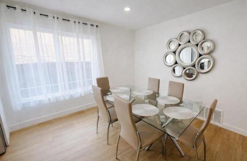 Canyon Country House | Canyon House, Pool, Yard, BBQ, 14mi to Six Flags