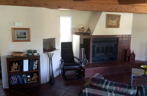 Three Rivers Villa | Captivating Riverfront Vacation Rental for Large Groups in Three Rivers, California