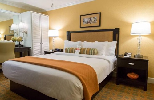 Carlsbad Village Hotel | Carlsbad Beachfront Stay | 2 Units with Kitchen, Outdoor Pool & Free Parking