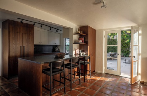 The Mesa House | Casa Las Damas - Tennis Court/Pickleball Court -Pool & Spa -South Palm Springs