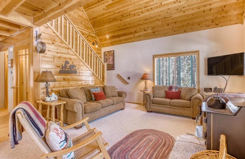 Serene Lakes House | Cascade Cabin
