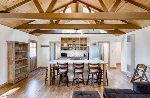 Cascadel Woods House | Cascadel Hideaway